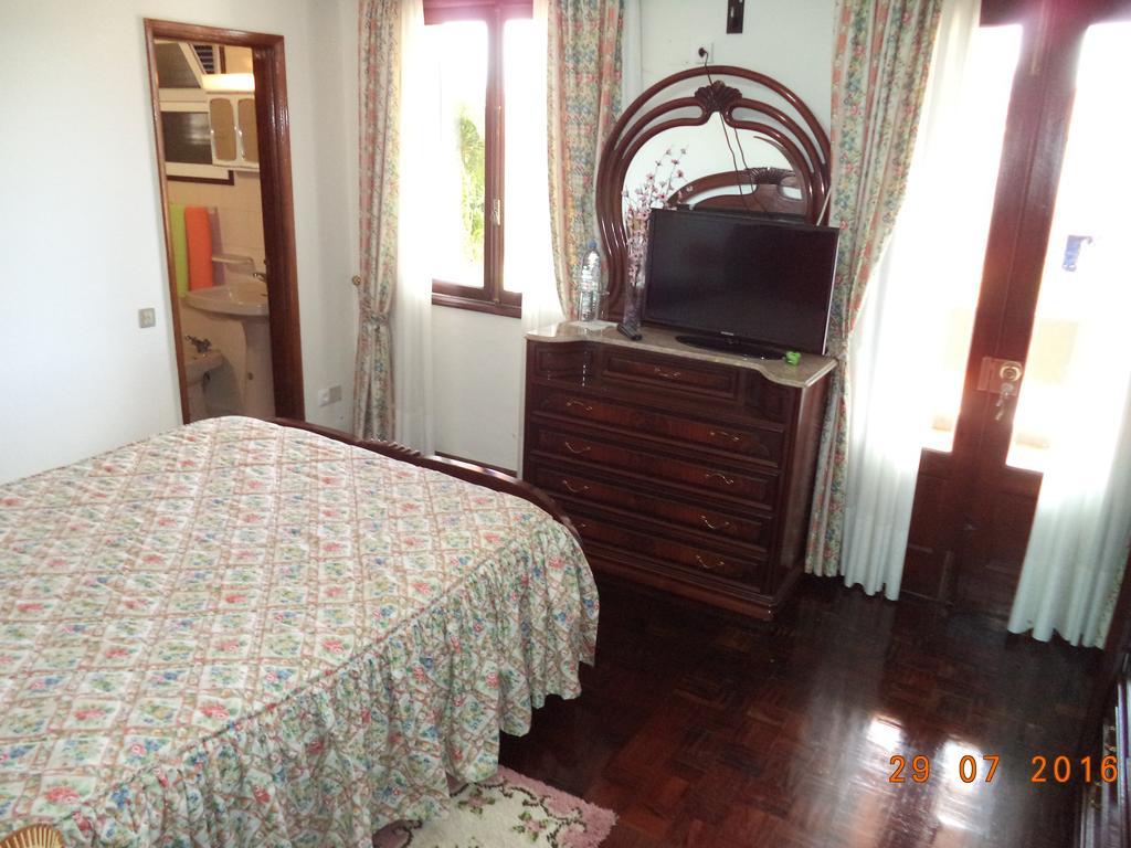 Hospedagem Casa Do Largo Hotel Santo da Serra Esterno foto
